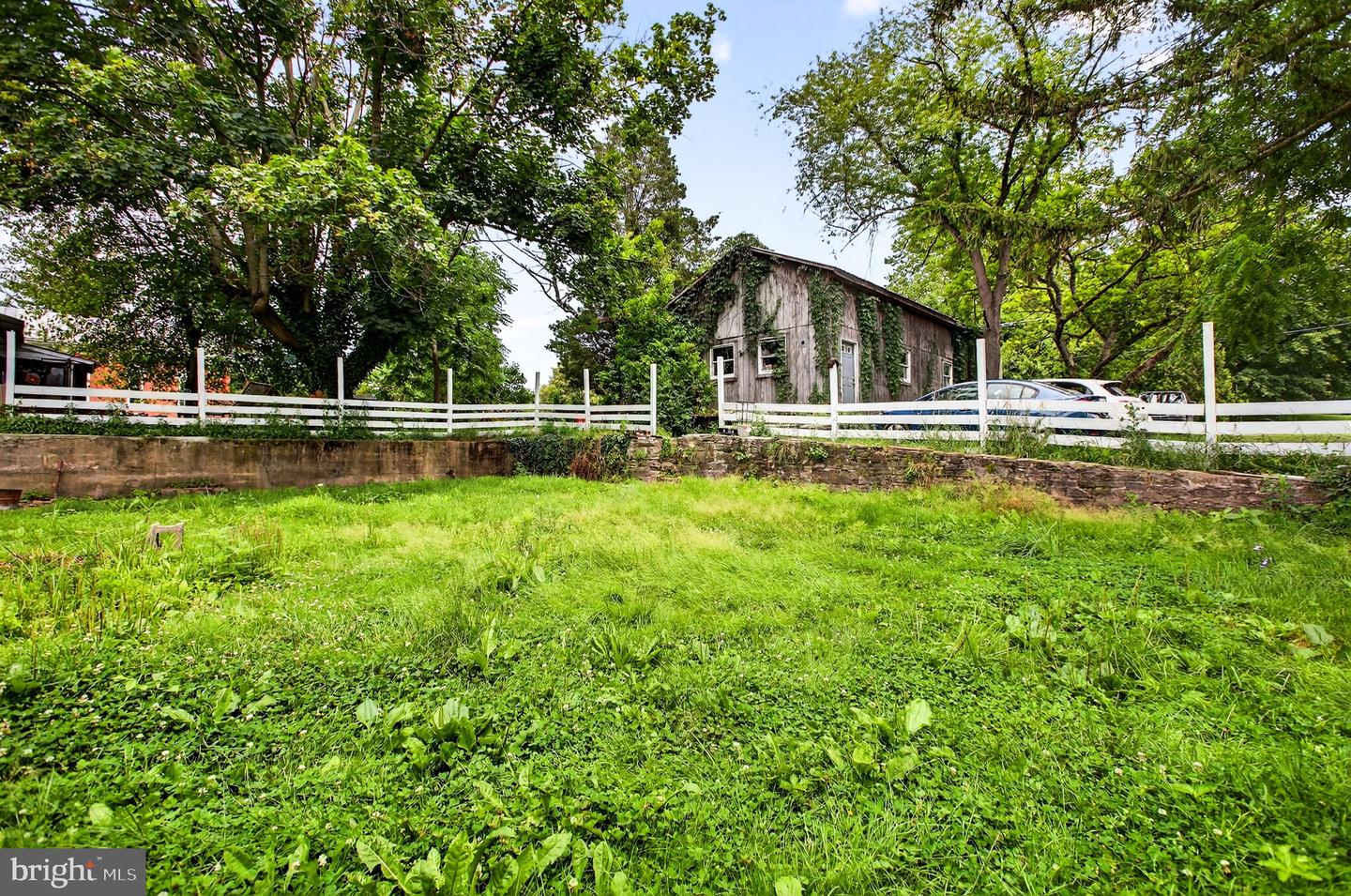 2498 Susquehanna Trl Property Photo 8