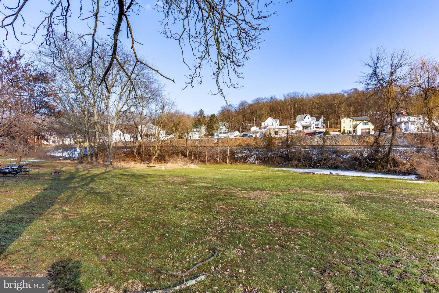 250 Riverside Ln Property Photo 29