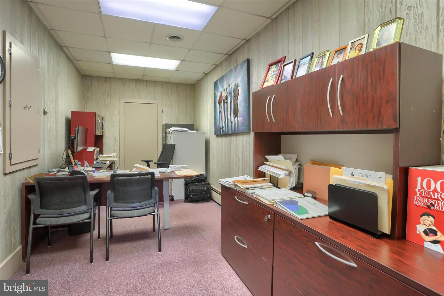 3 S Market St Property Photo 21