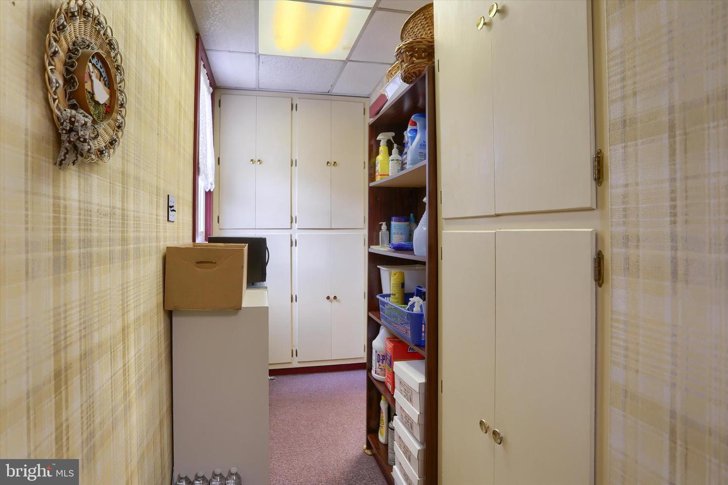 3 S Market St Property Photo 24
