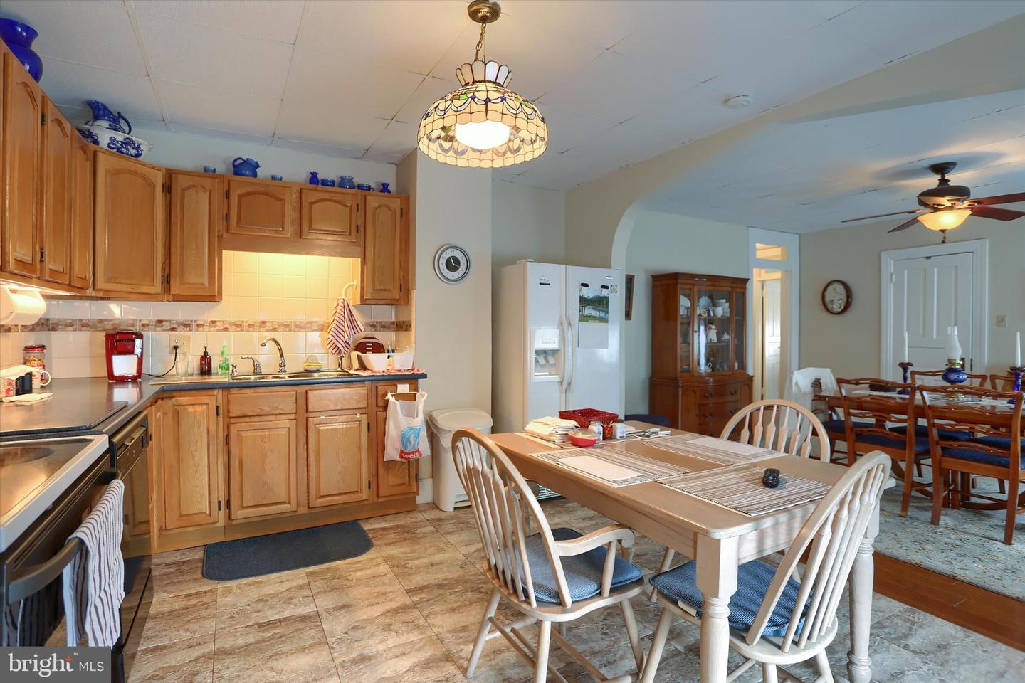 3 S Market St Property Photo 31