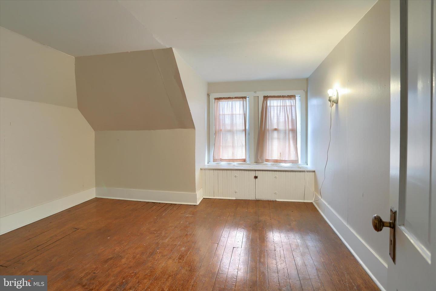 3 S Market St Property Photo 53