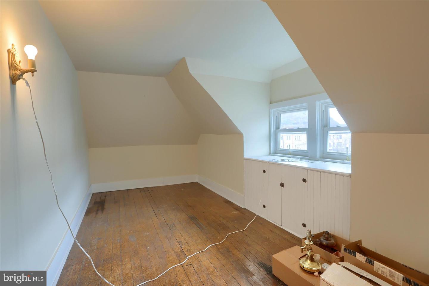 3 S Market St Property Photo 55