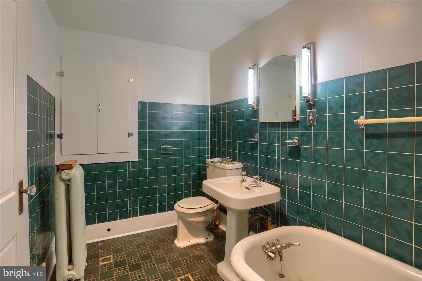 3 S Market St Property Photo 58