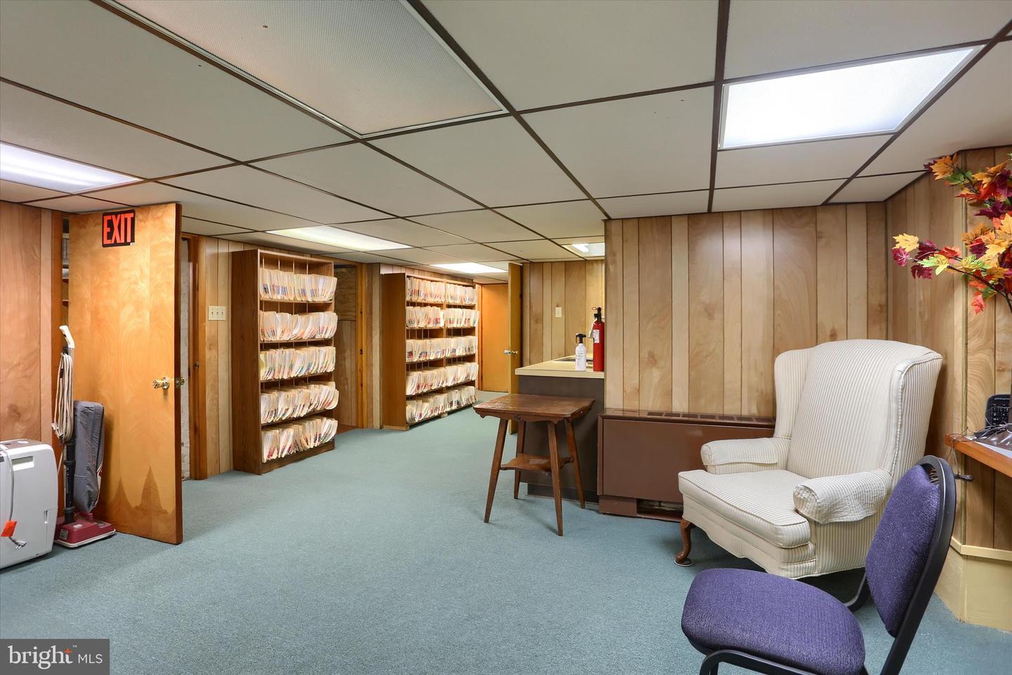 3 S Market St Property Photo 64