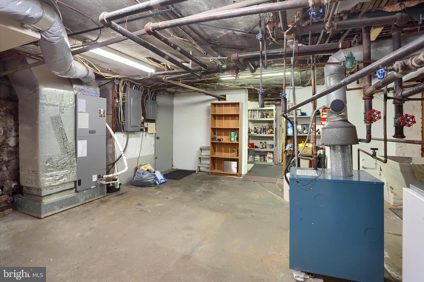 3 S Market St Property Photo 69