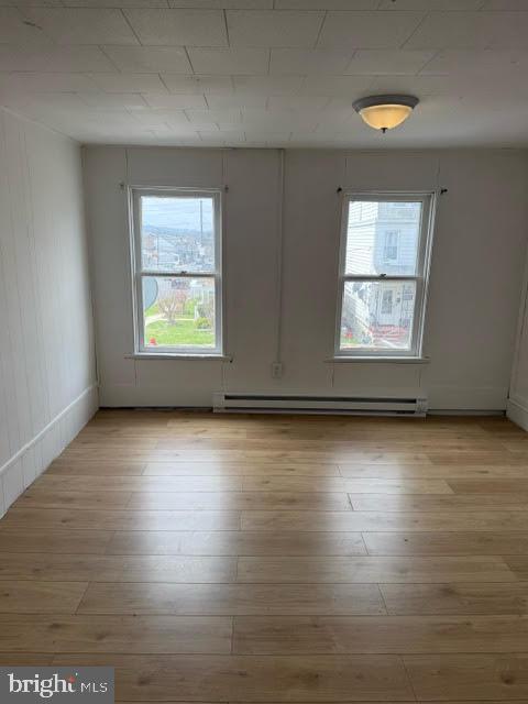 103 N Maple St Property Photo 8