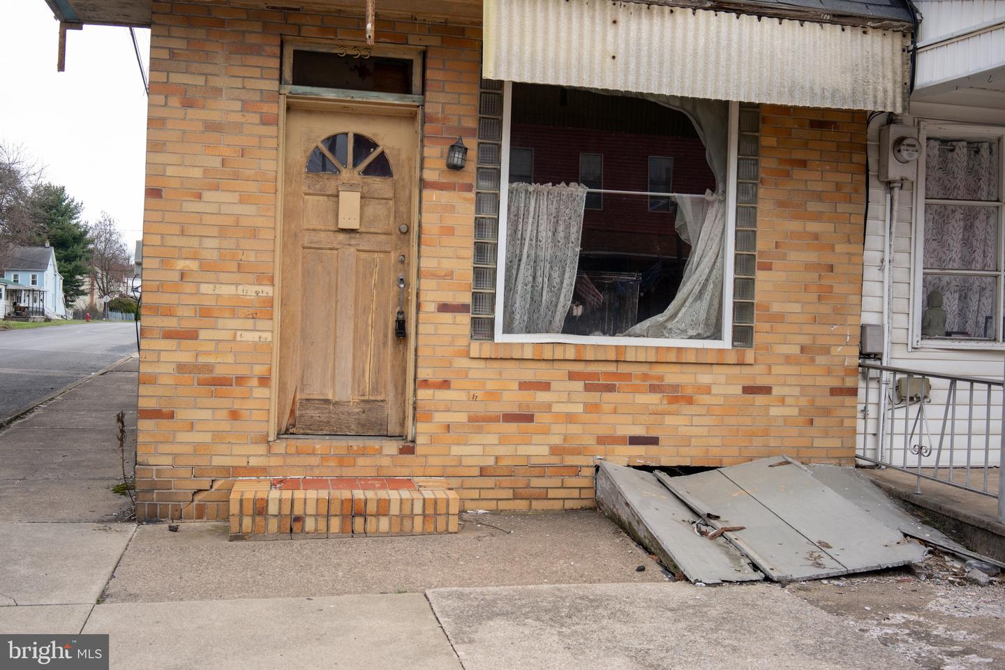 333 N Vine St Property Photo 3
