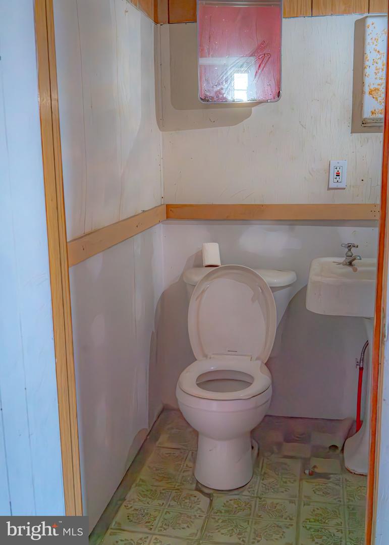 333 N Vine St Property Photo 13