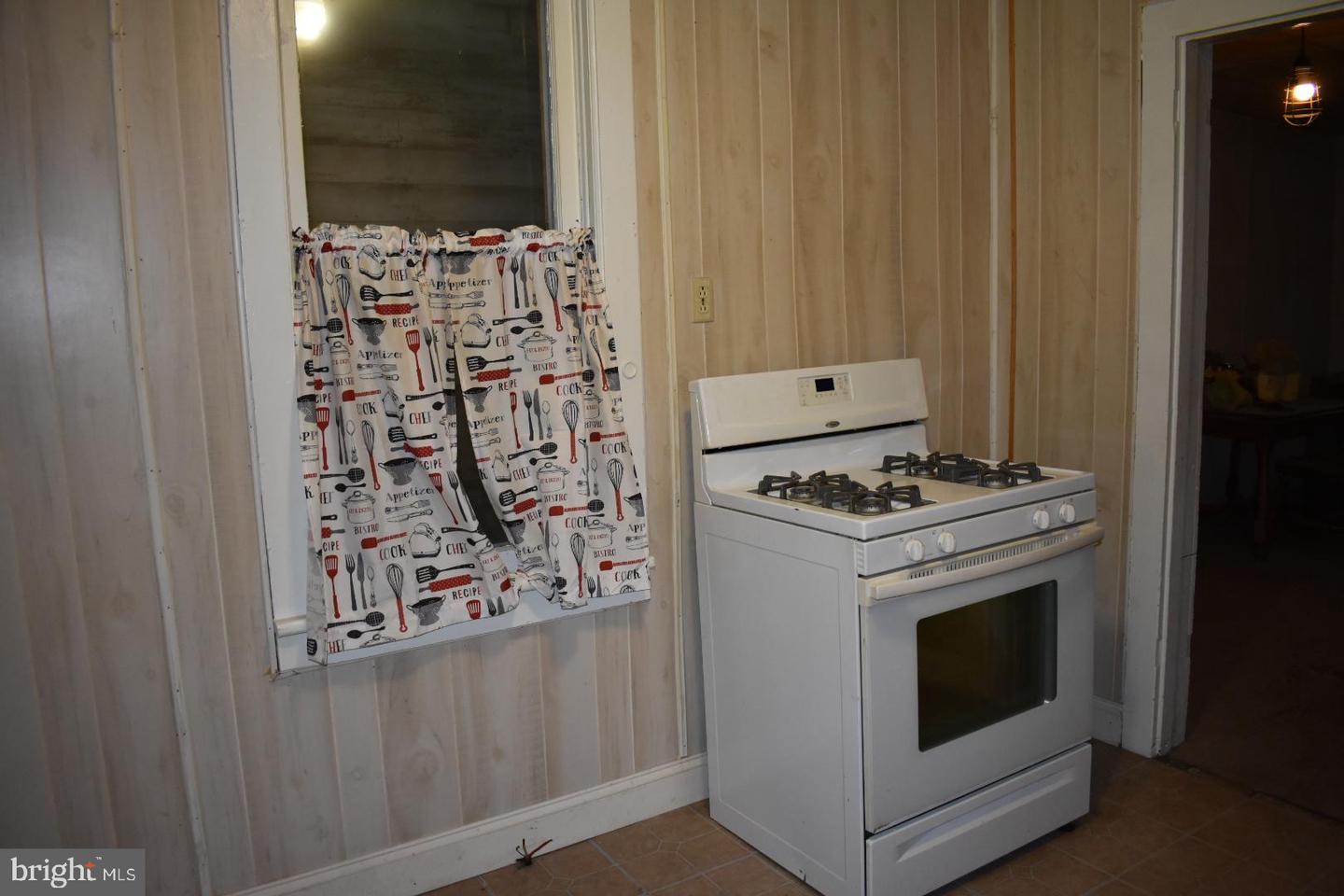 45-47 S Market St Property Photo 18