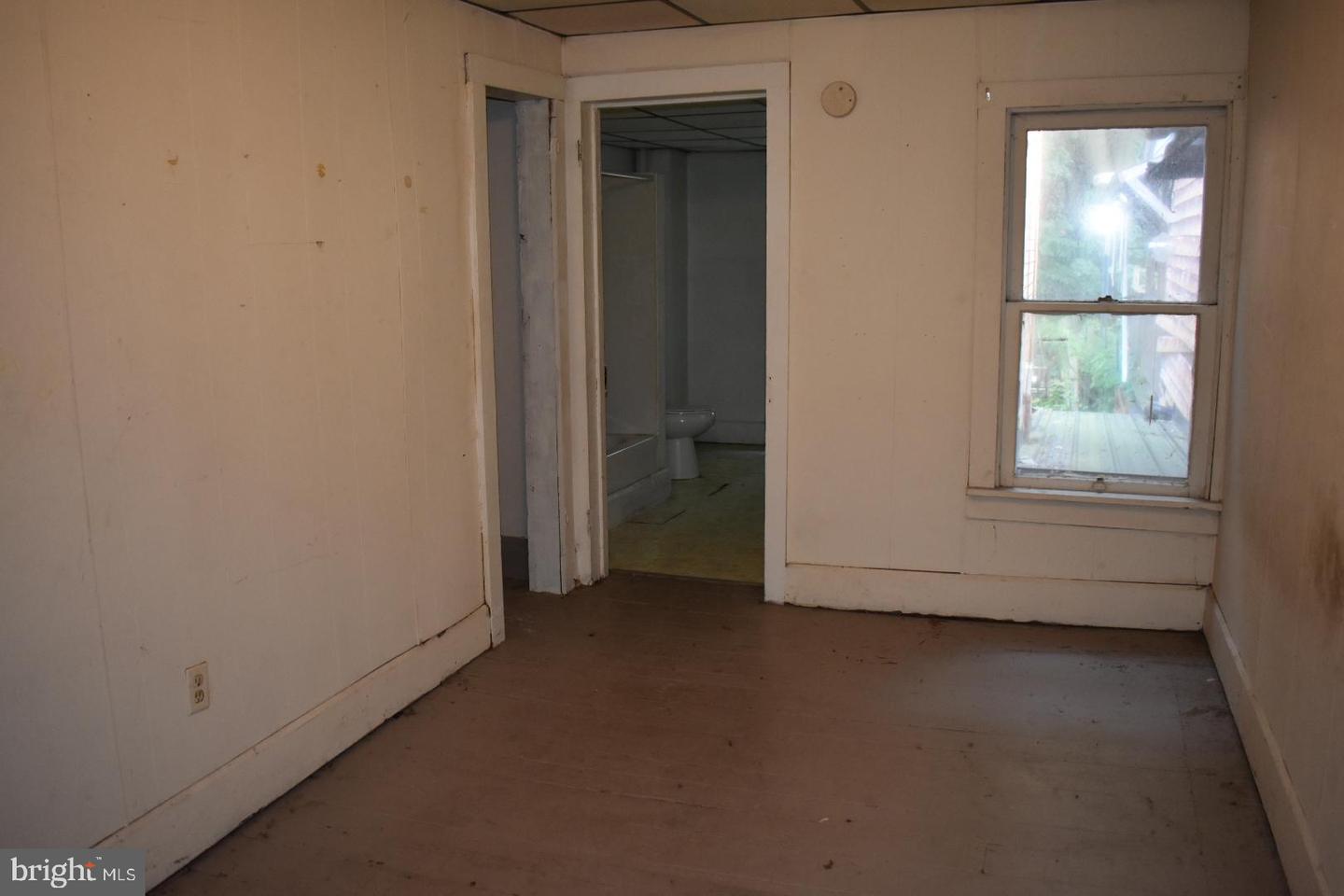 45-47 S Market St Property Photo 21