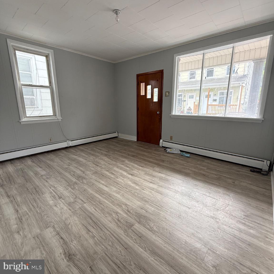 213 S Franklin St Property Photo 2