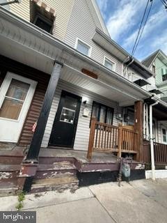 21 N Rock St Property Photo 1