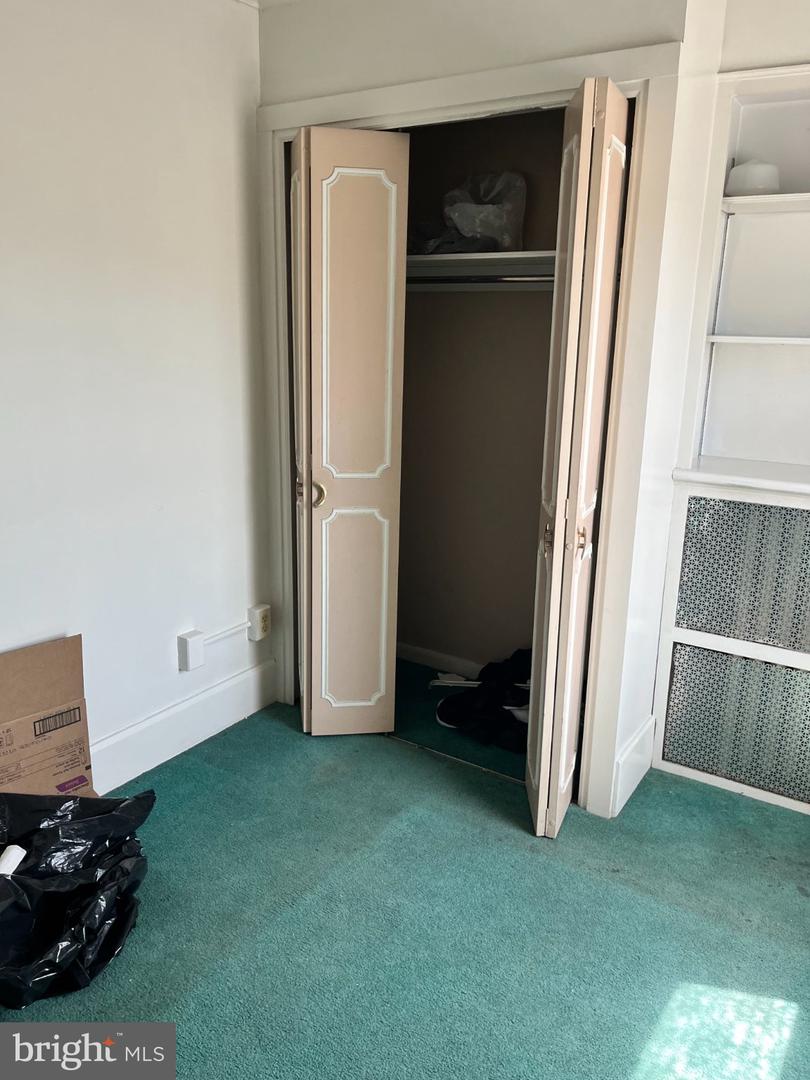 38 E Sunbury St Property Photo 19