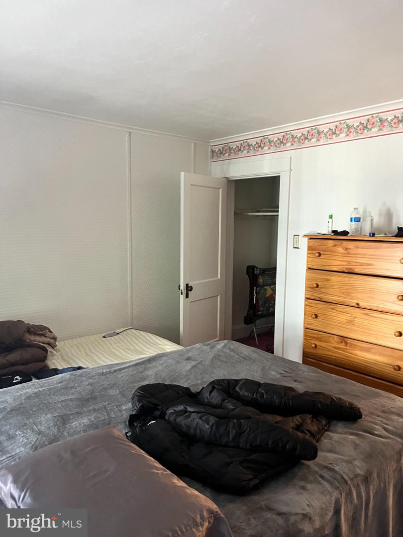 38 E Sunbury St Property Photo 23