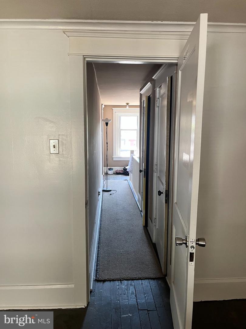 38 E Sunbury St Property Photo 28