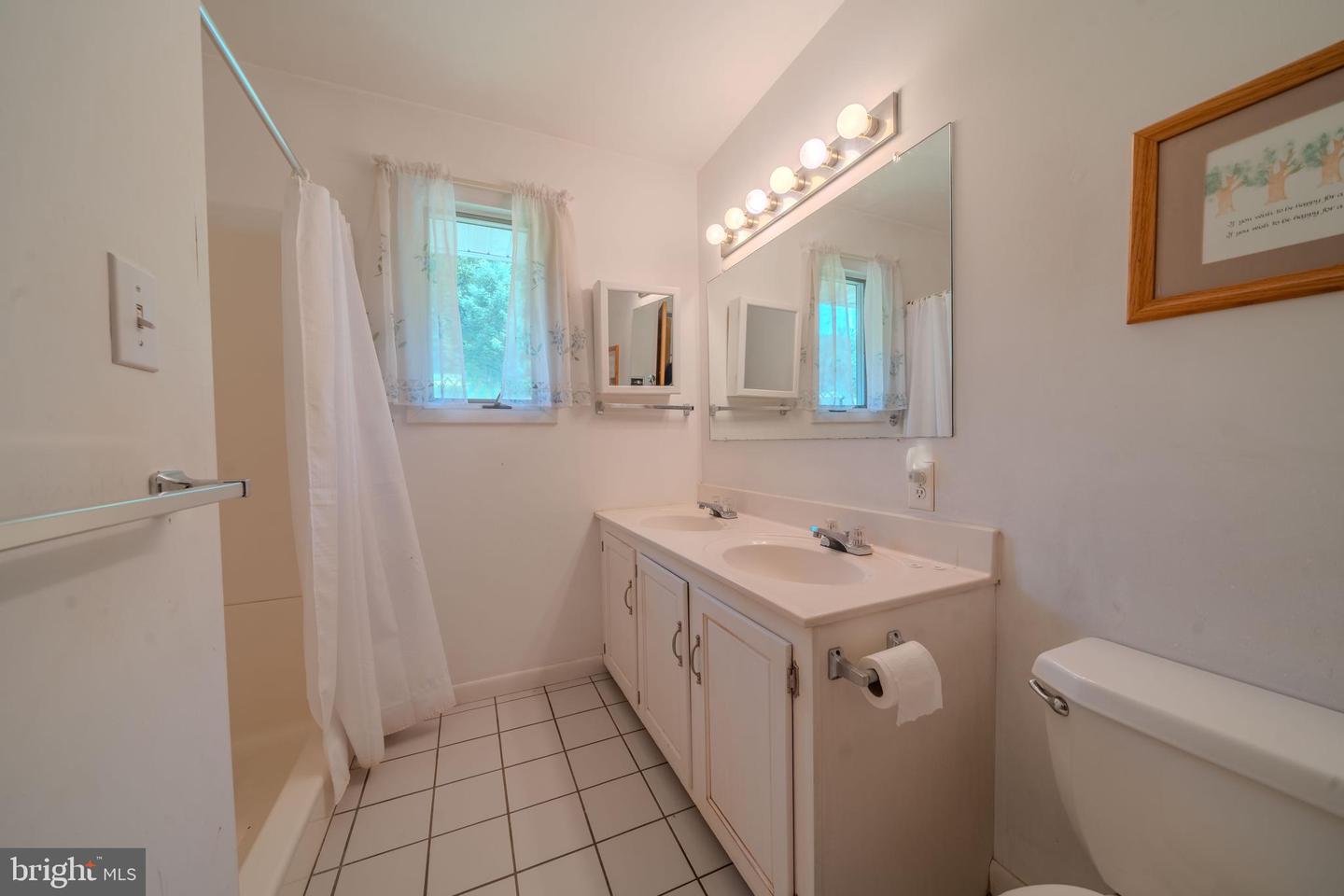 231 Herndon School Ln Property Photo 66