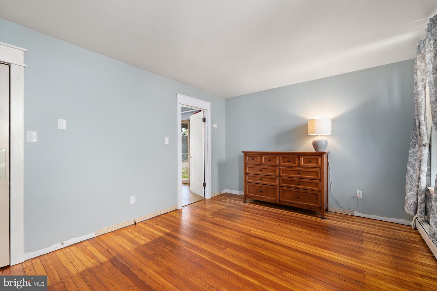455 King St Property Photo 27