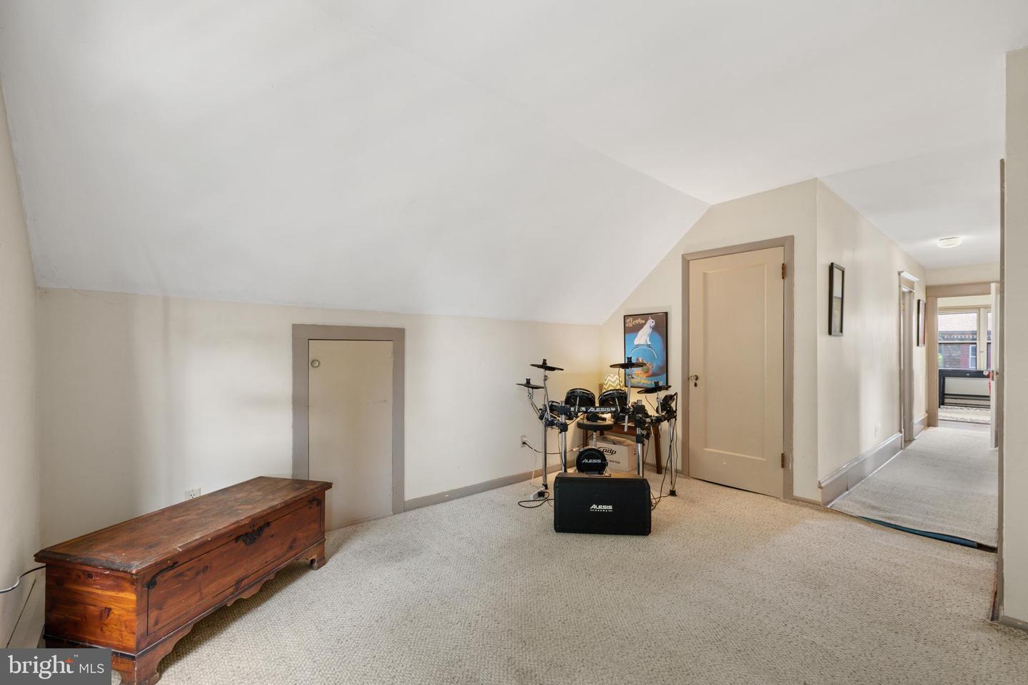 455 King St Property Photo 34