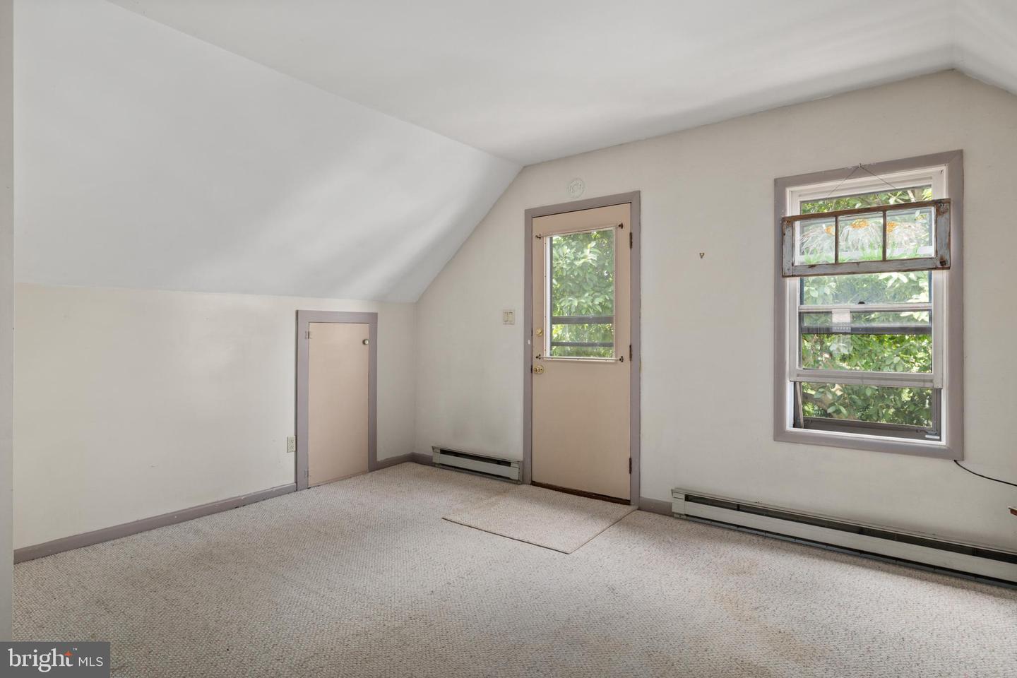 455 King St Property Photo 40