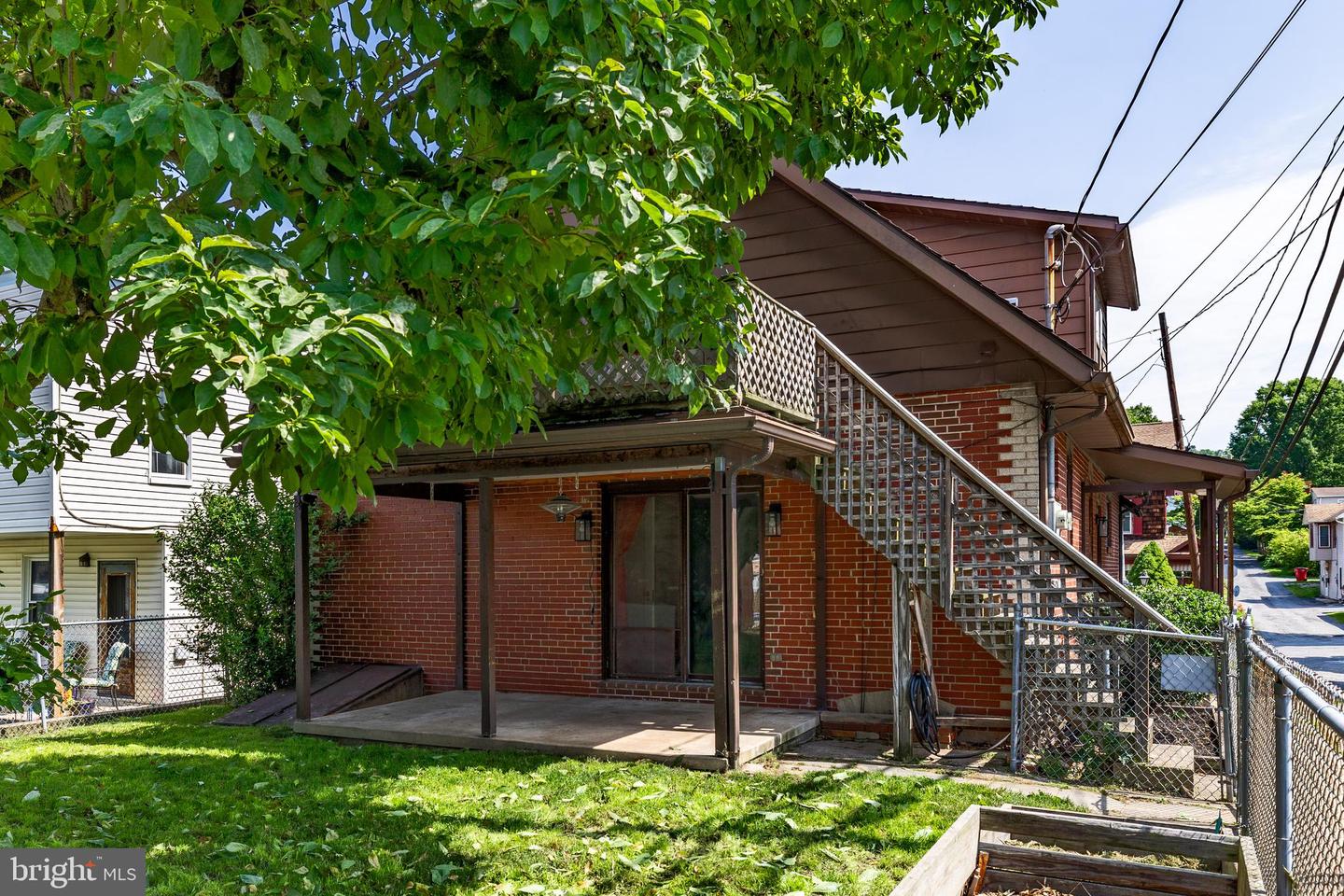 455 King St Property Photo 44