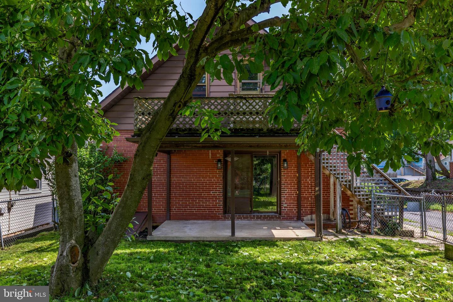 455 King St Property Photo 45