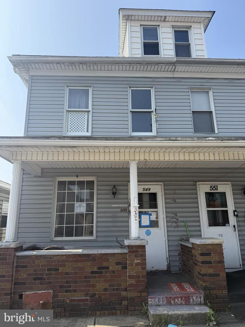549 Chestnut St Property Photo 1