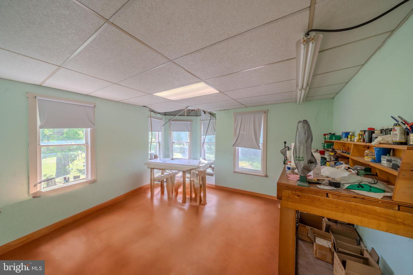 205 Sunbury St Property Photo 17