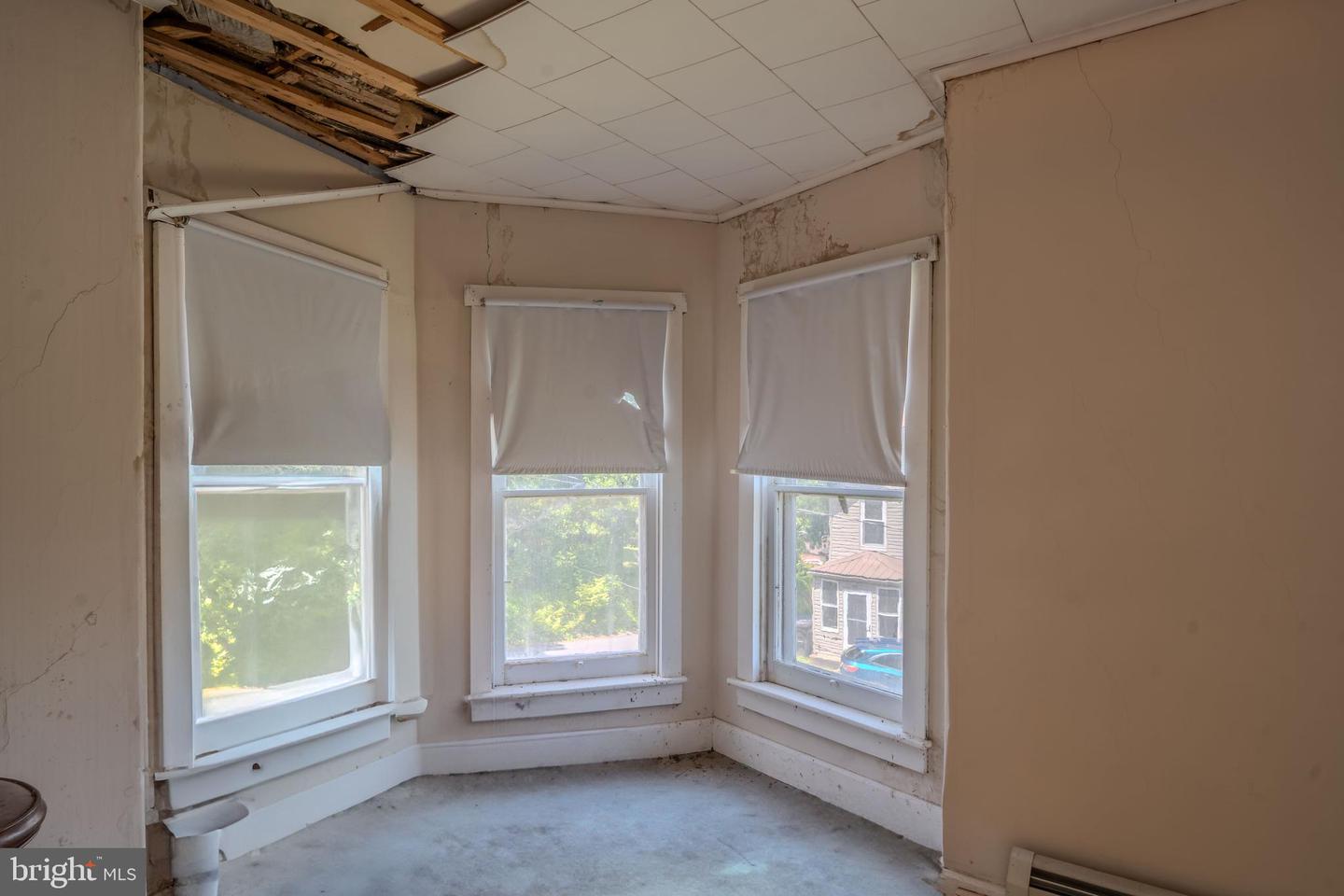 205 Sunbury St Property Photo 19