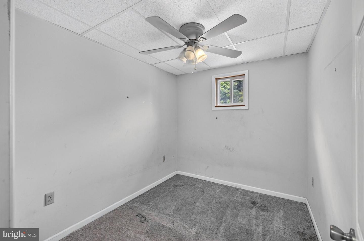 17 Center St Property Photo 29