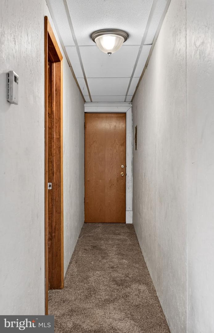 17 Center St Property Photo 34