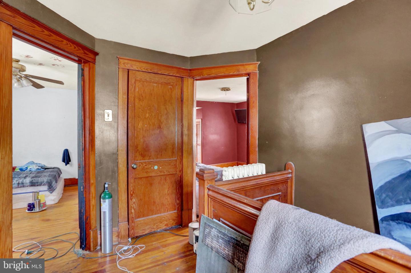 1048 Pine St Property Photo 17