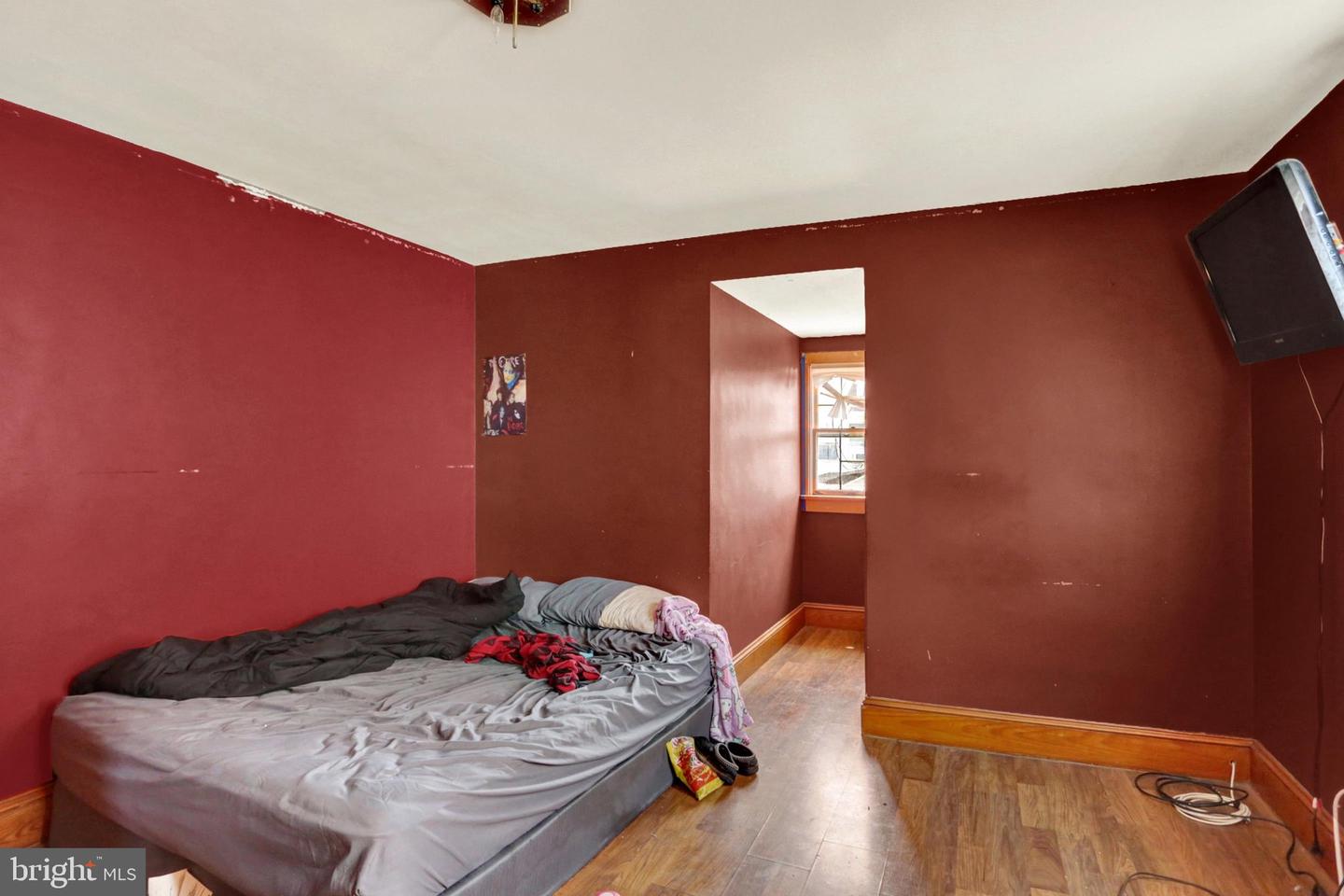 1048 Pine St Property Photo 22