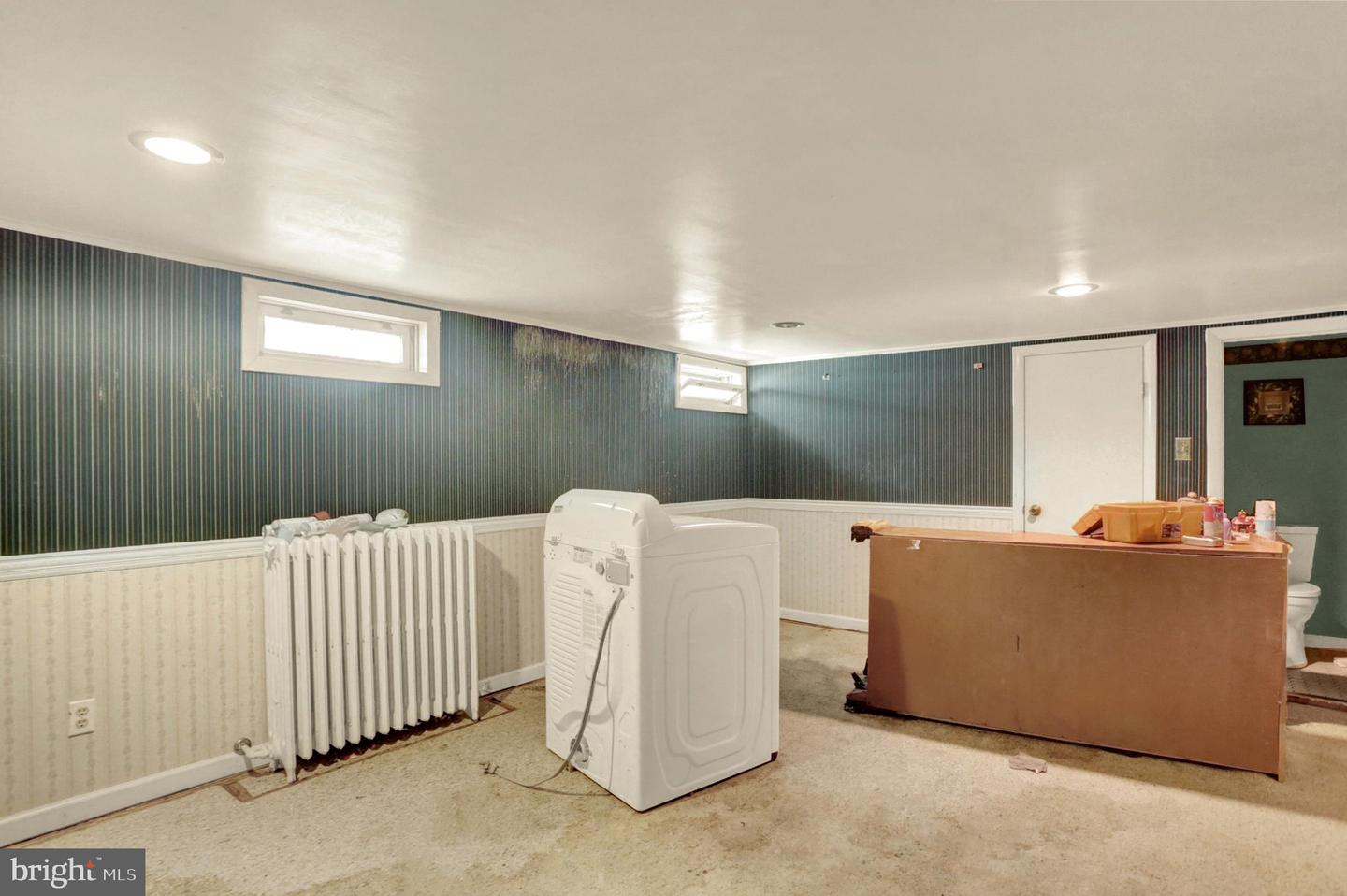 1048 Pine St Property Photo 23