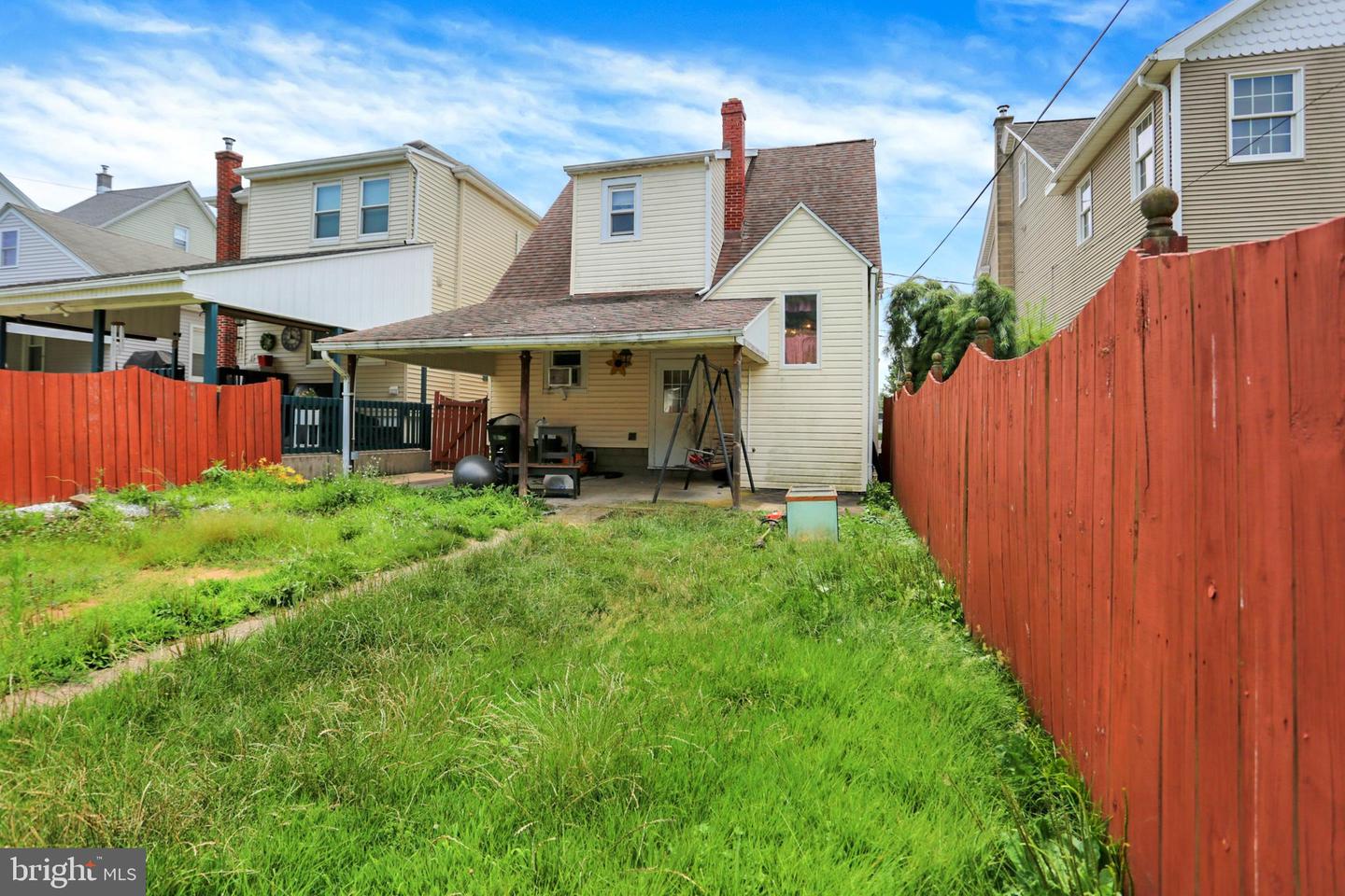 1048 Pine St Property Photo 31