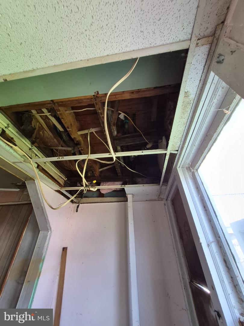 17 E Cherry St Property Photo 8
