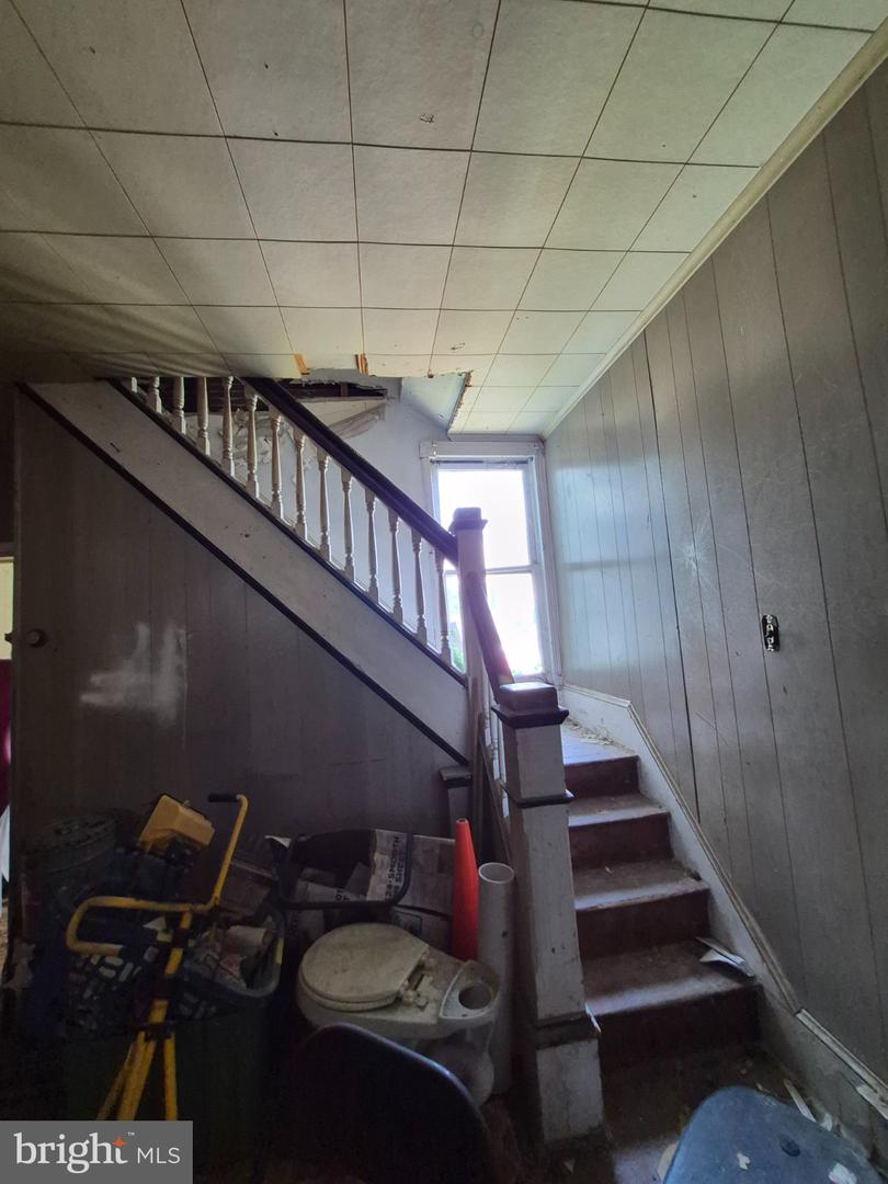 17 E Cherry St Property Photo 12