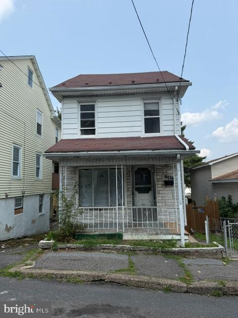 1441 HEMLOCK ST