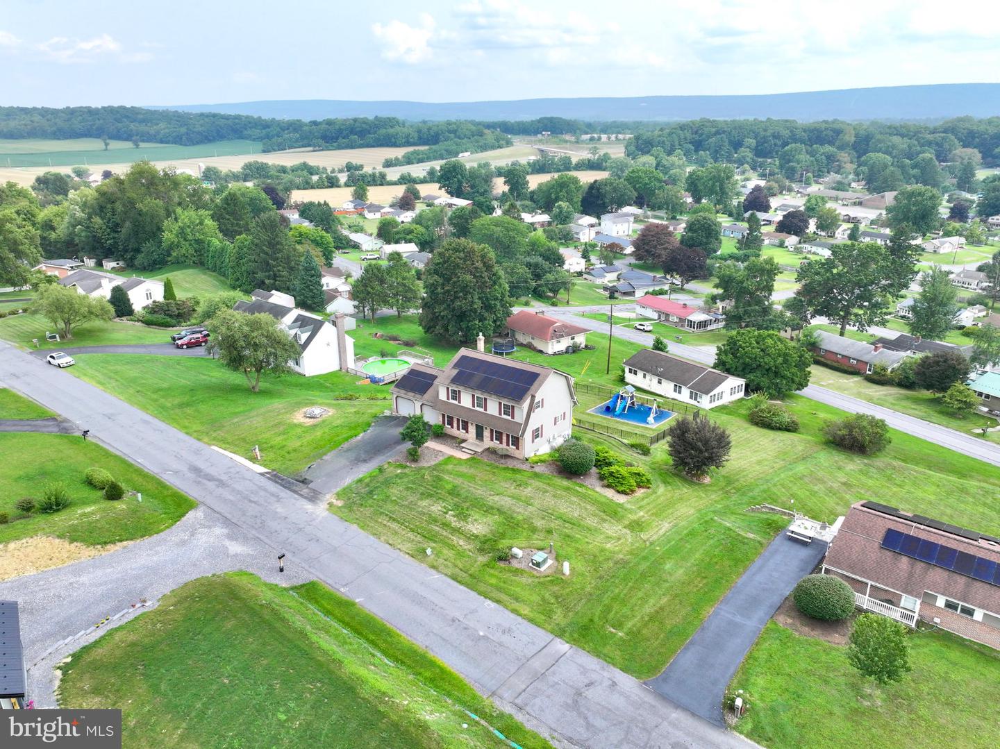 946 Skyview Dr Property Photo 39
