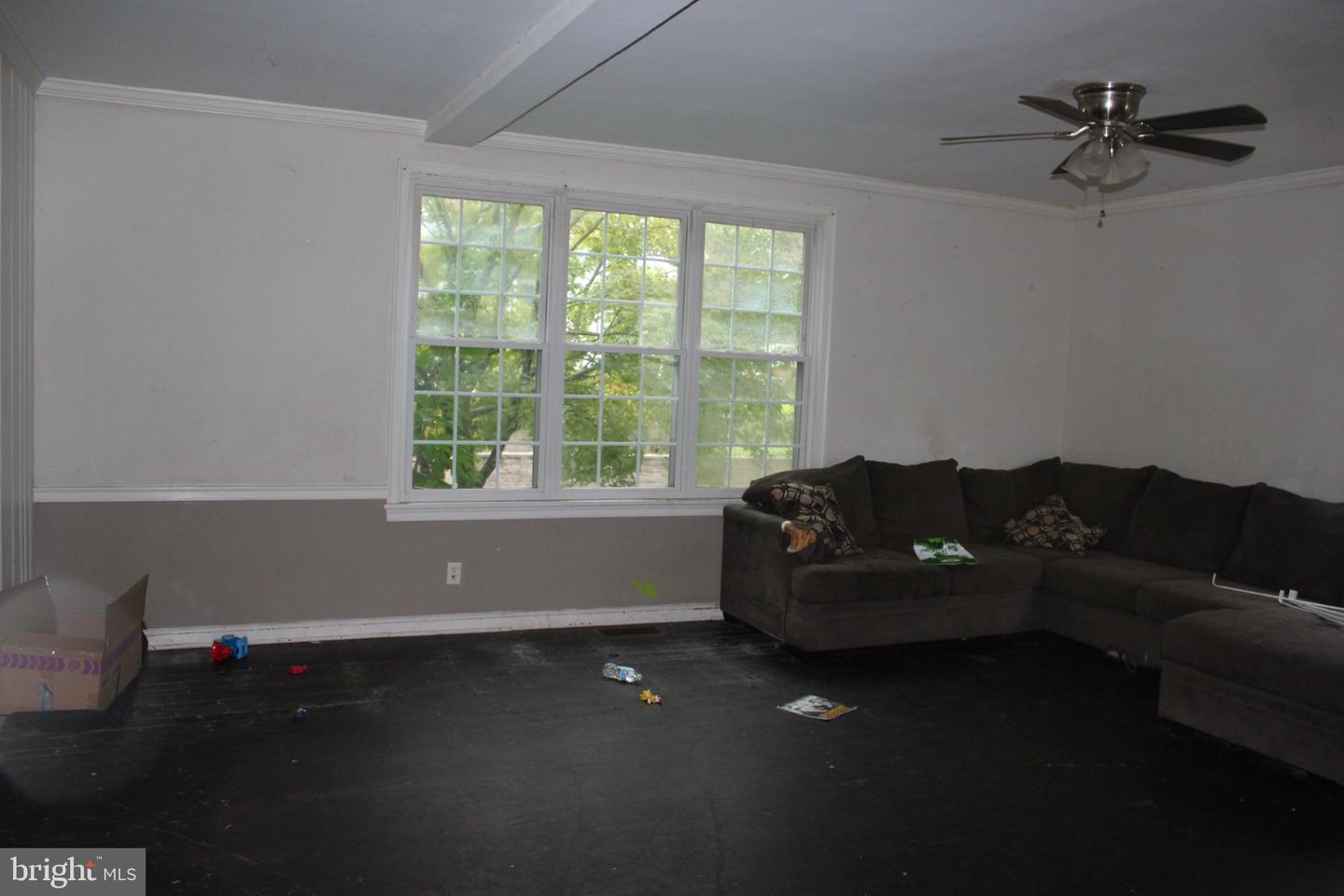 1251 Market St Property Photo 9