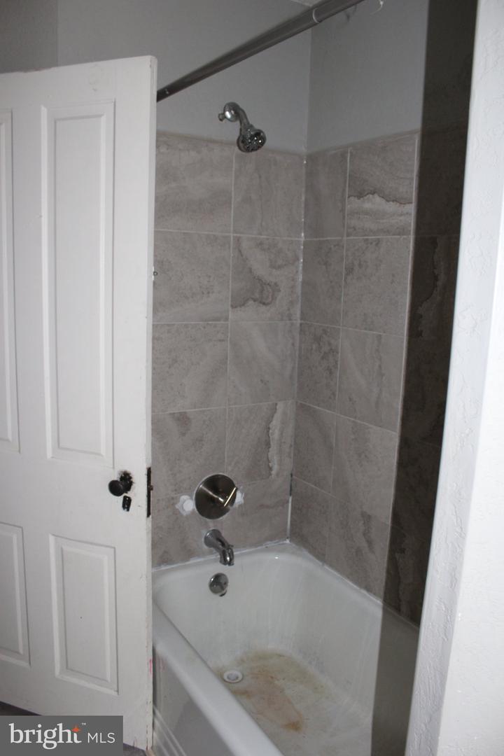 1251 Market St Property Photo 12