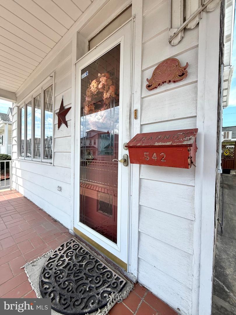 542 Chestnut St Property Photo 4