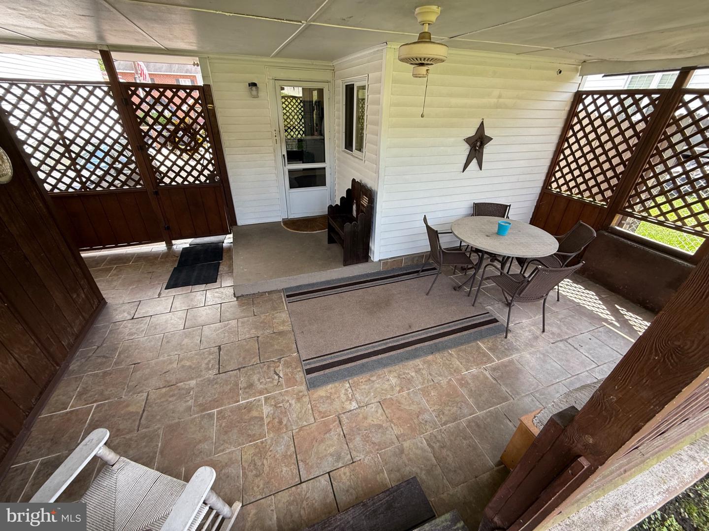 542 Chestnut St Property Photo 22