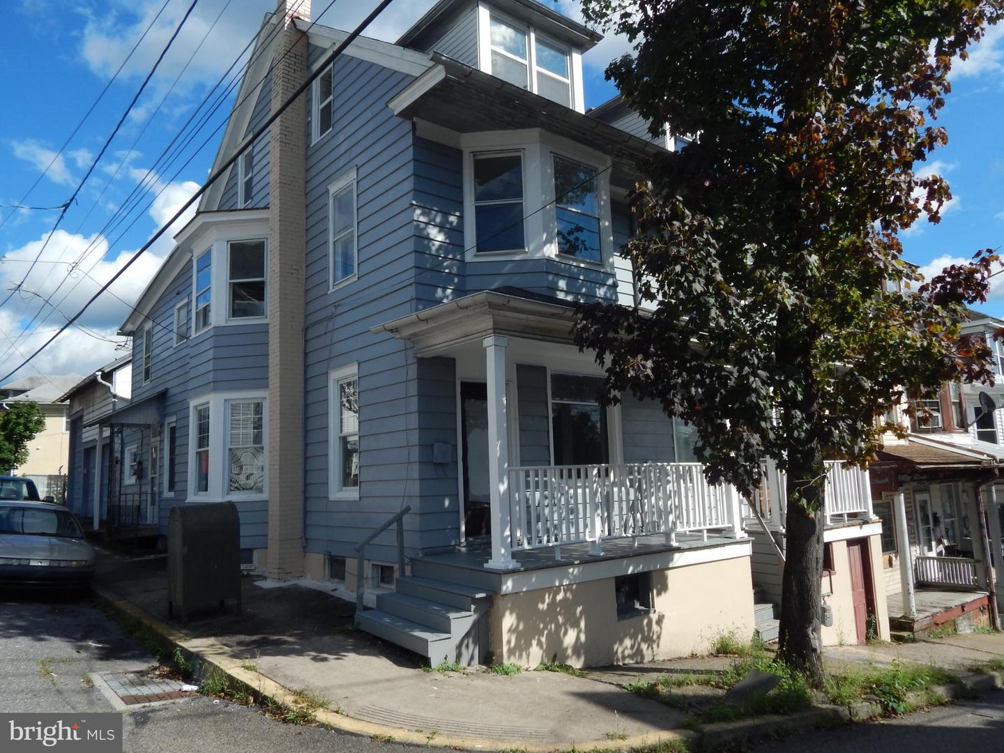 927 N Shamokin St Property Photo 1