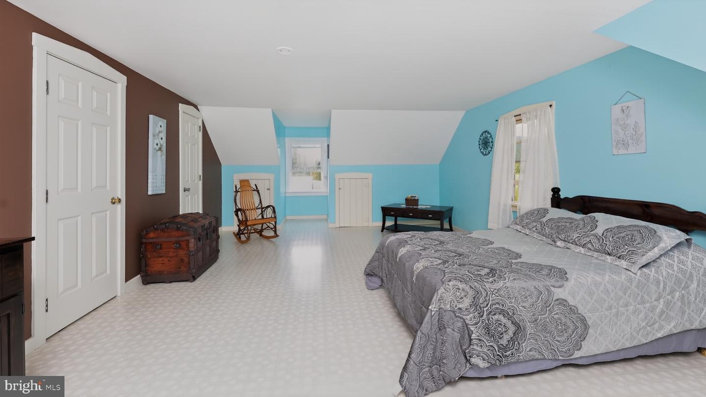 275 Rakers Ln Property Photo 49