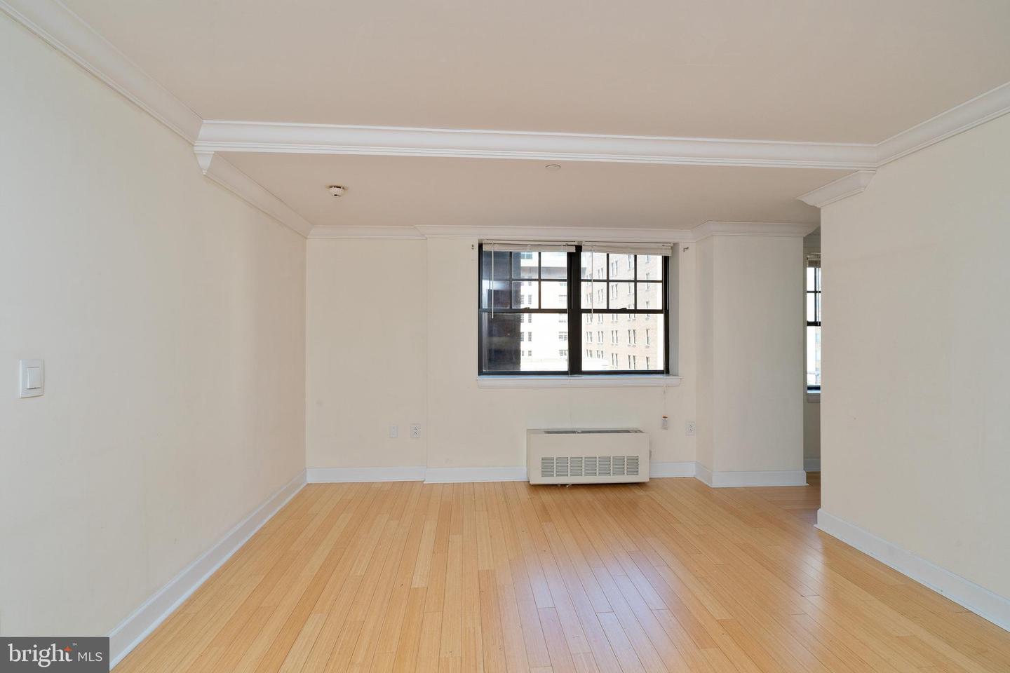 1701-15 Locust St #1417 Property Photo 11