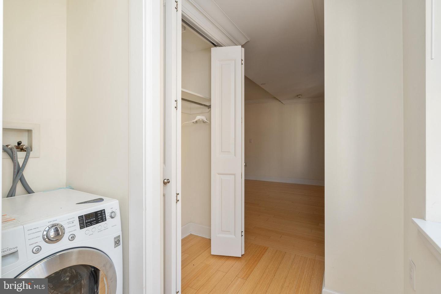 1701-15 Locust St #1417 Property Photo 18
