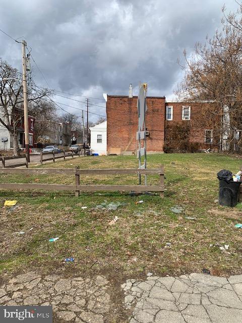 5527 JEFFERSON ST Property Photo 1