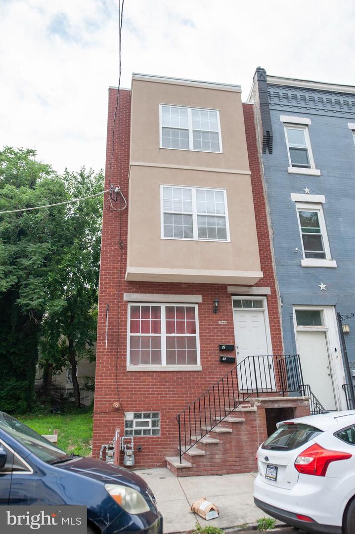 2044 N 18th St #b Property Photo 2