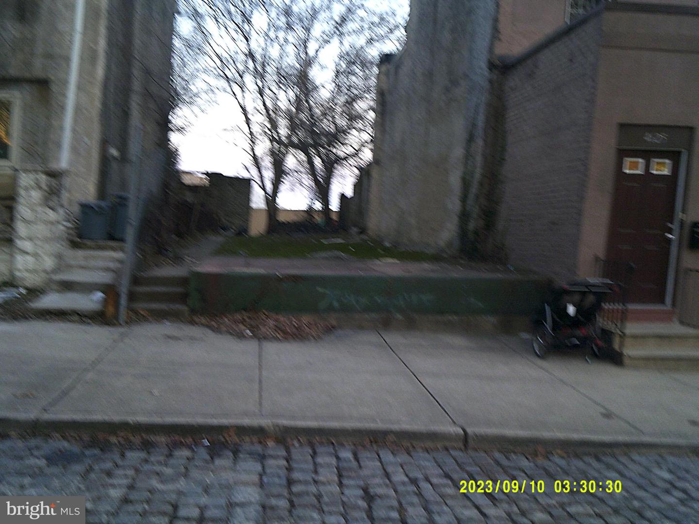 4627 GERMANTOWN AVE Property Photo 1